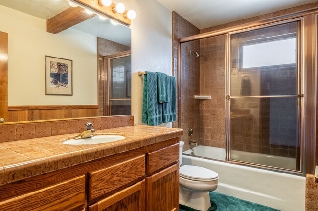 Building Photo - 283 Monterey Pine Rd