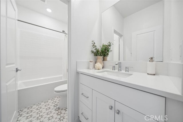 Building Photo - 185 Sentosa