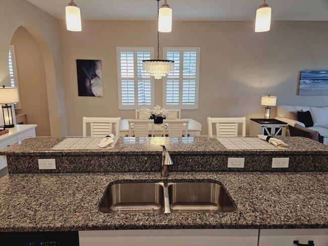 Building Photo - Seasonal Short-Term Single Family located at Sarasota National Golf Club (Social Membership) with...