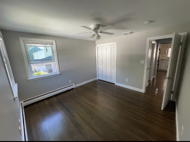 Building Photo - 139 Saunders St