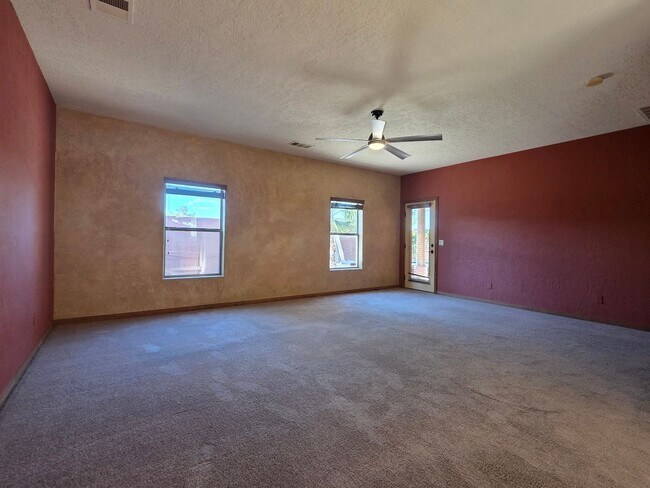 Building Photo - 8152 Eagledancer Ave