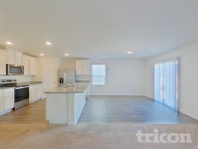 Building Photo - 6015 Mason Tucker Dr