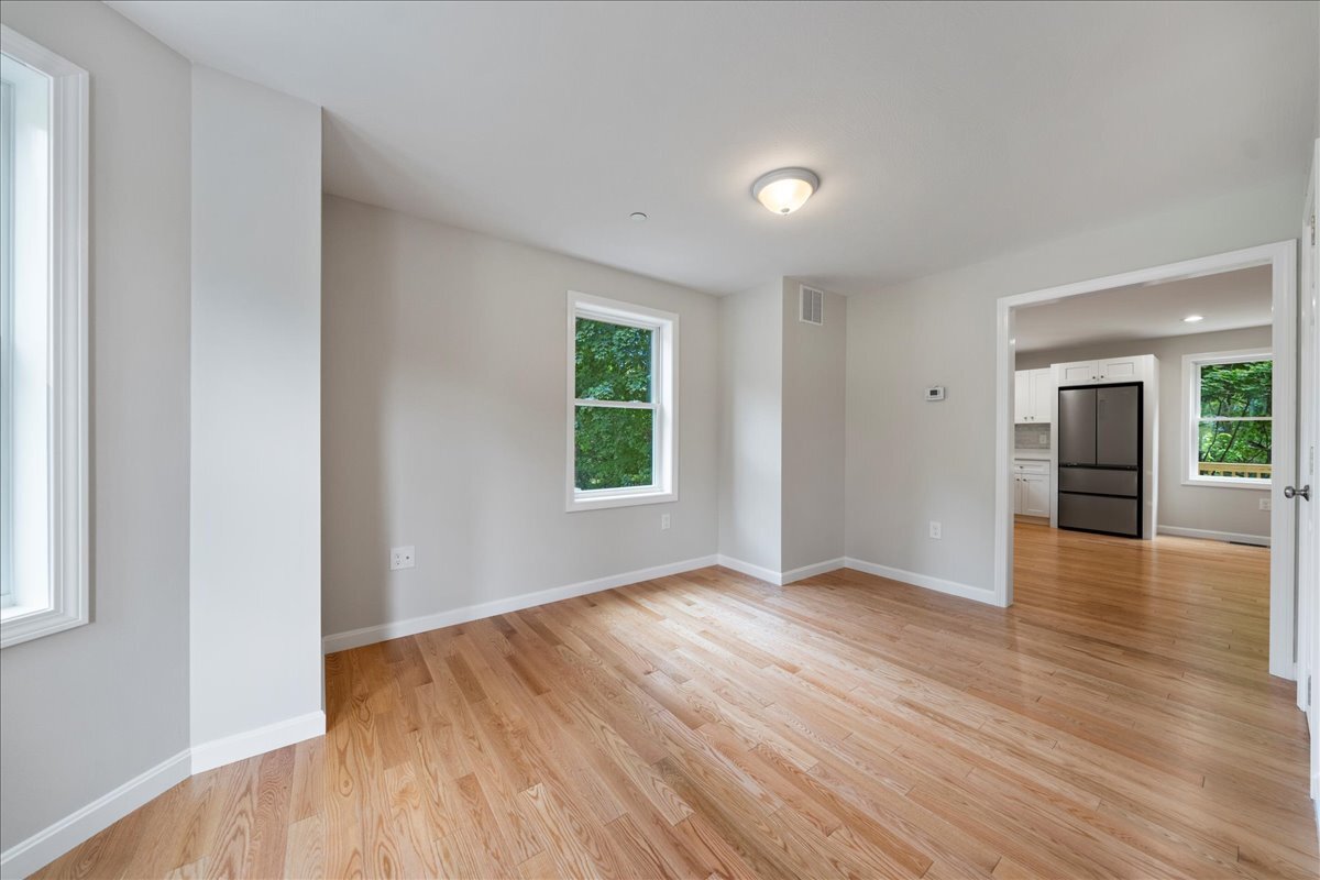 Building Photo - 62 N Main St