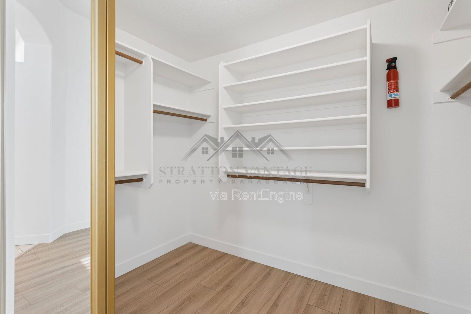 Building Photo - 9841 W Tonopah Dr