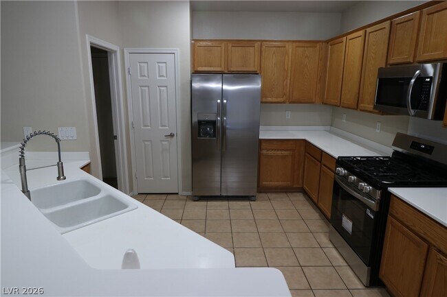 Building Photo - 2169 Shady Side Ct