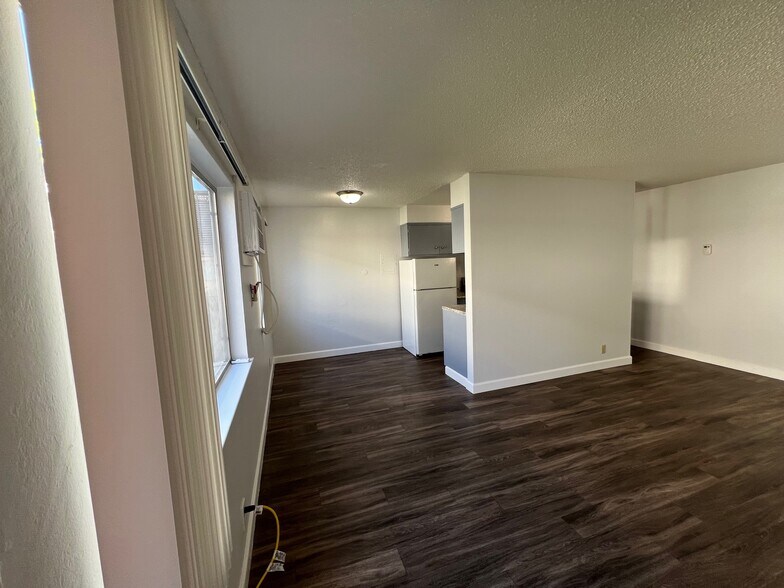 Building Photo - 2383 Arden Wy