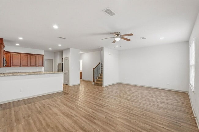 Building Photo - 634 Magnolia Bend