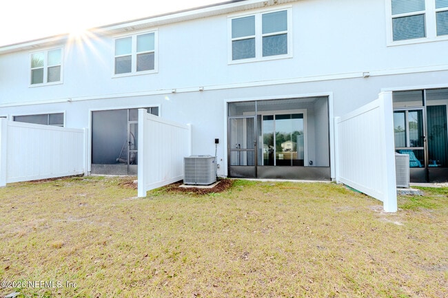 Building Photo - 244 Elmhurst Ln