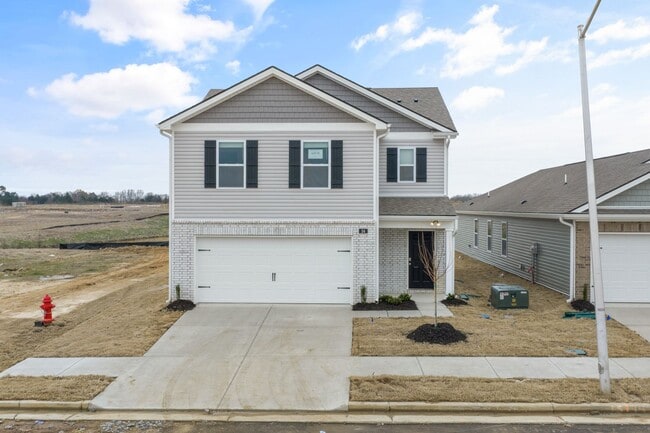 Building Photo - NEW CONTSTUCTION 4 bedroom, 2.5 bath home in Byhalia