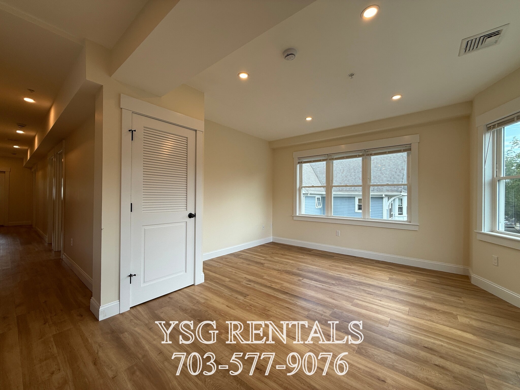 Building Photo - 14 Dorr St