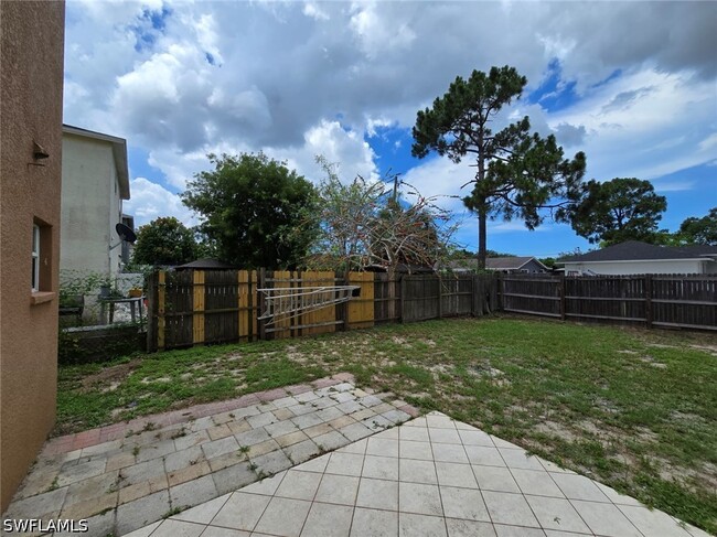 Building Photo - 26760 Silverado E Dr