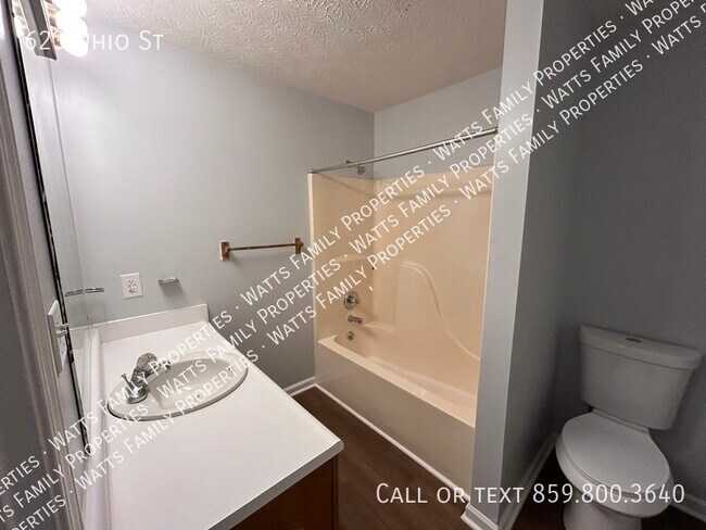 Building Photo - 623 Ohio St