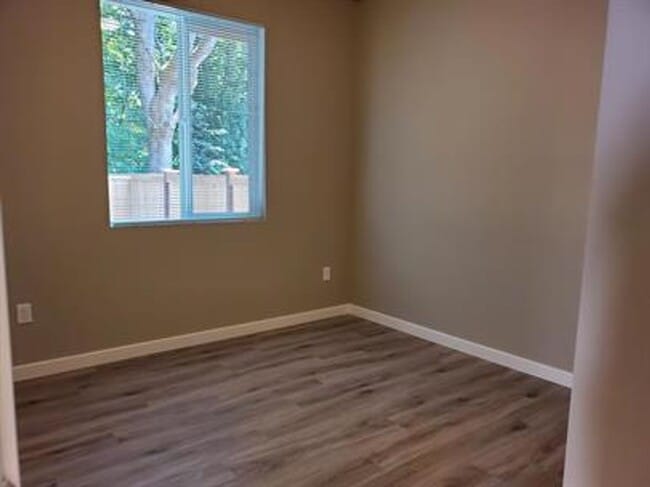 Building Photo - 6912 Liberty Ln