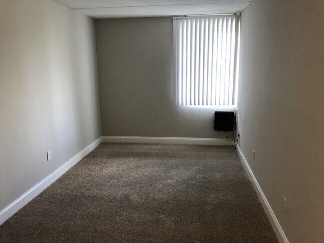 Building Photo - 2 bedroom in Framingham MA 01702