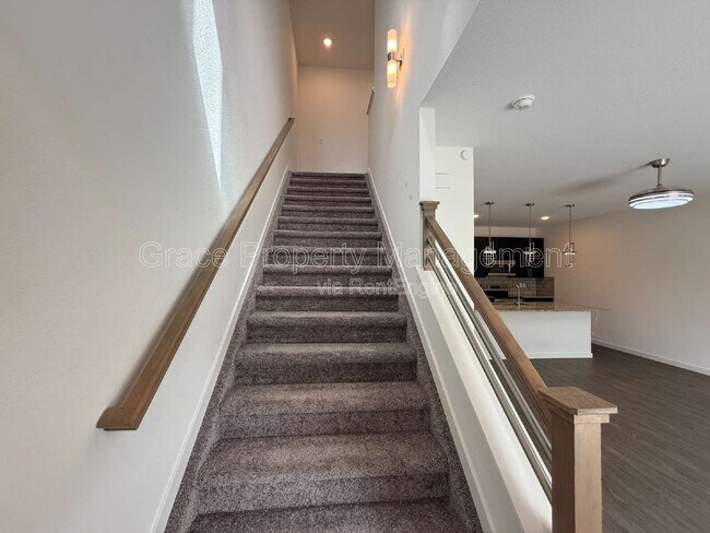 Building Photo - 6387 Moore Ct