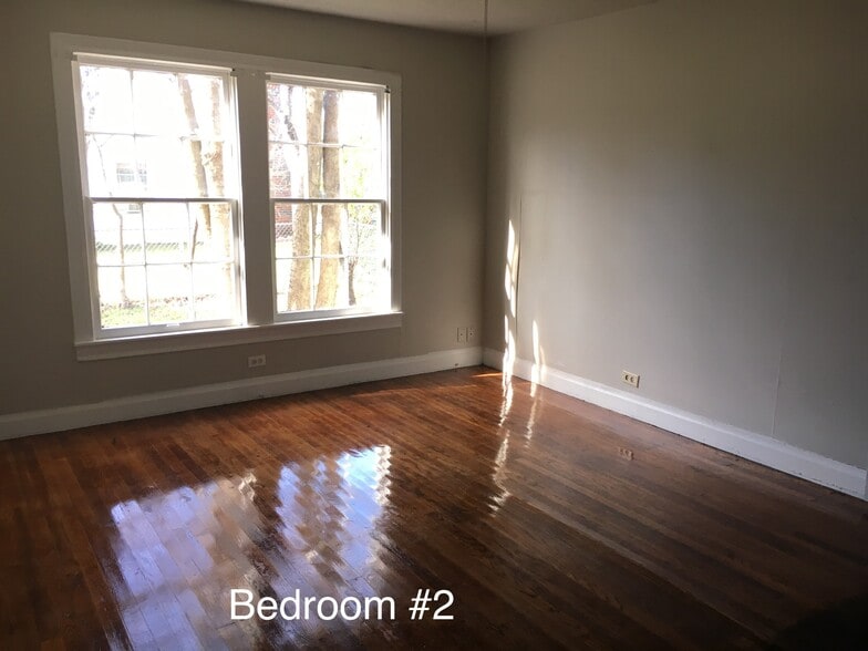 Building Photo - 1404 N Rockwall St