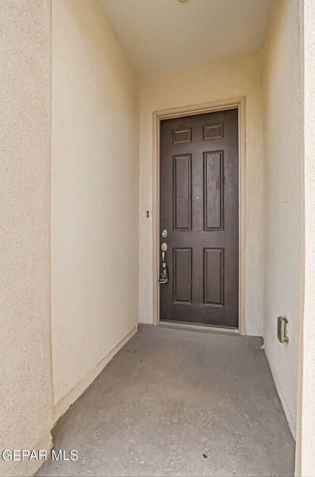 Building Photo - 12869 Clevedon St