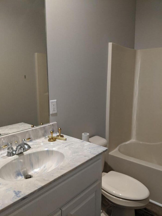 Building Photo - 3 bedroom in Adel GA 31620