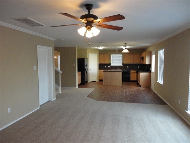 Building Photo - 2611 Feather Green Trl