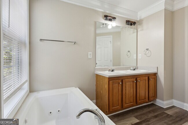 Building Photo - 1510 Brooks Pointe Ct