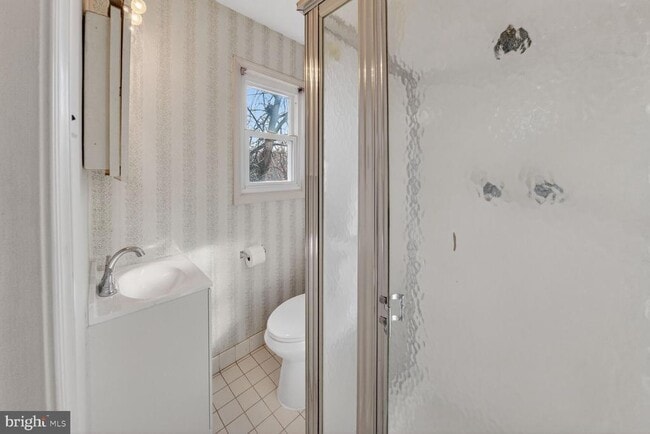 Building Photo - 2890 Balmoral Dr