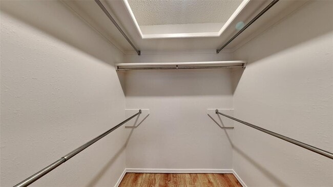 Building Photo - 7203 Edenborough Dr