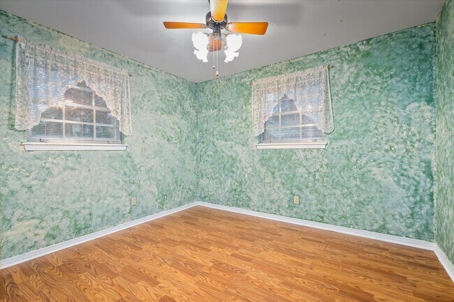 Building Photo - 7300 Cypress Ave
