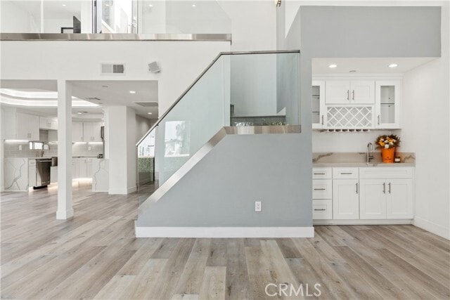 Building Photo - 4235 Mary Ellen Ave