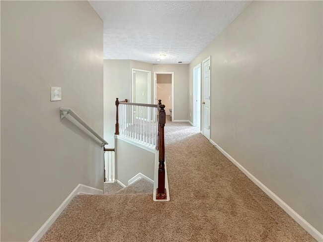Building Photo - 1210 Skylar Ridge Cir