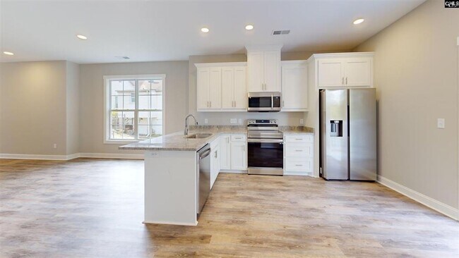 Building Photo - 3921 Capers Ave