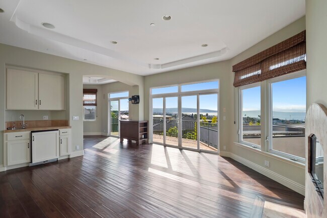 Primary Bedroom with Deck and VIEWS - 620 13th St