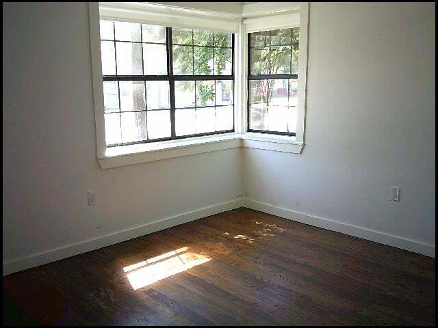 Building Photo - 1520 Broadway St