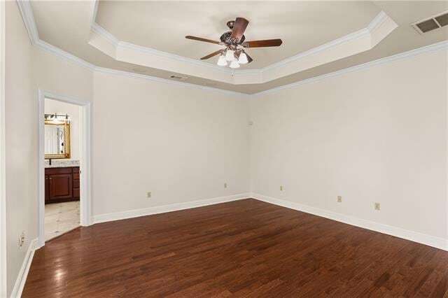 Building Photo - 421 E Honors Point Ct