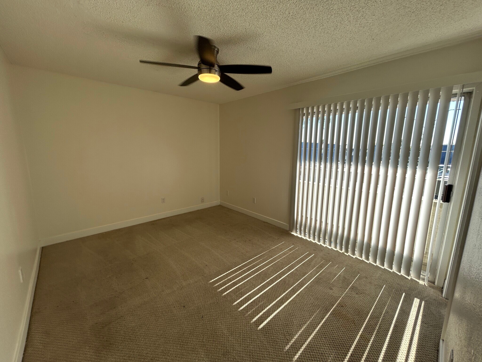 Building Photo - 2698 N 43rd Ave