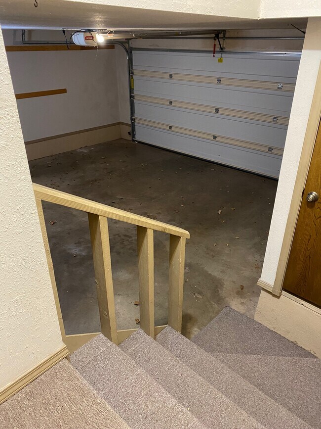 Building Photo - 2504 Tredington Way