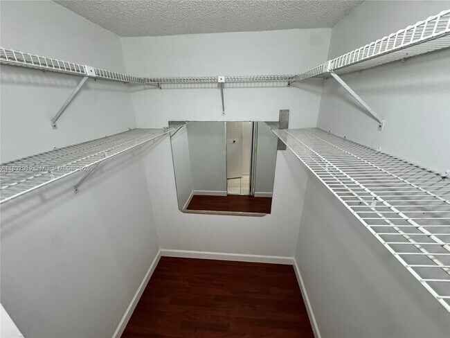 Building Photo - 6861 SW 147th Ave