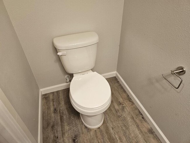 Building Photo - 5724 NE 58th Way