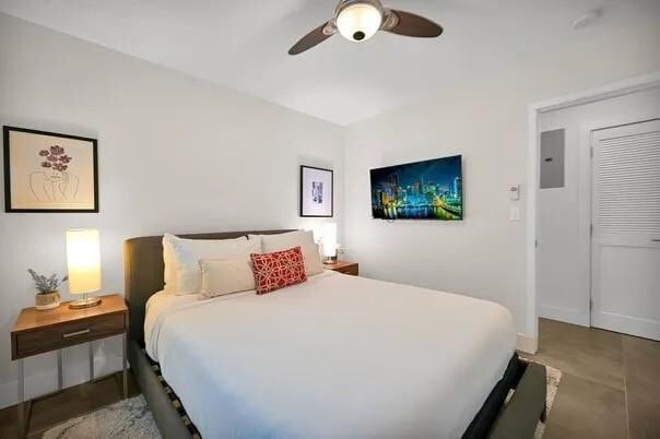 Building Photo - 3321 NE 18th St