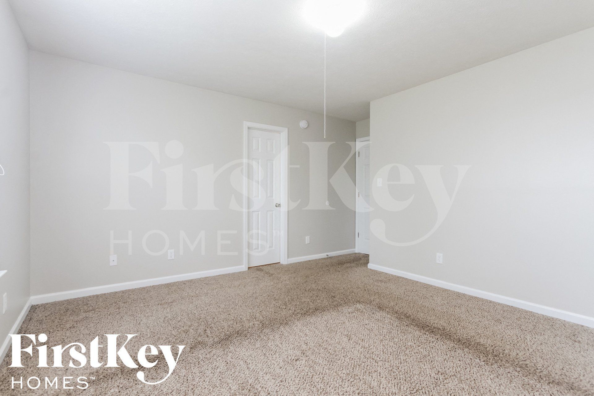 Building Photo - 746 Apple Ln