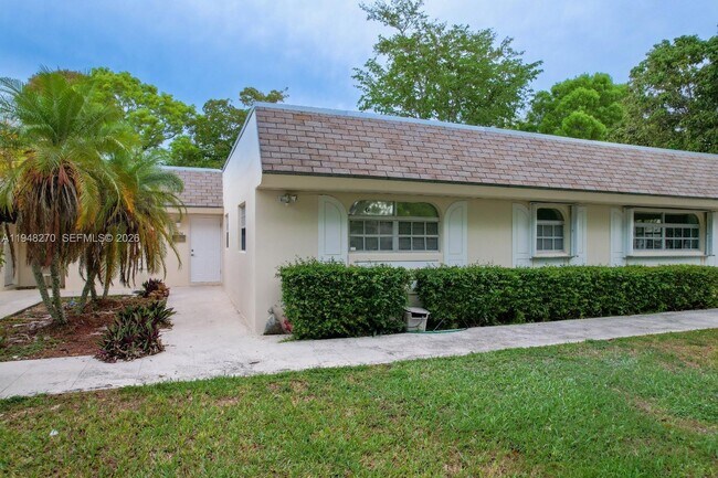 Building Photo - 17252 SW 112th Pl