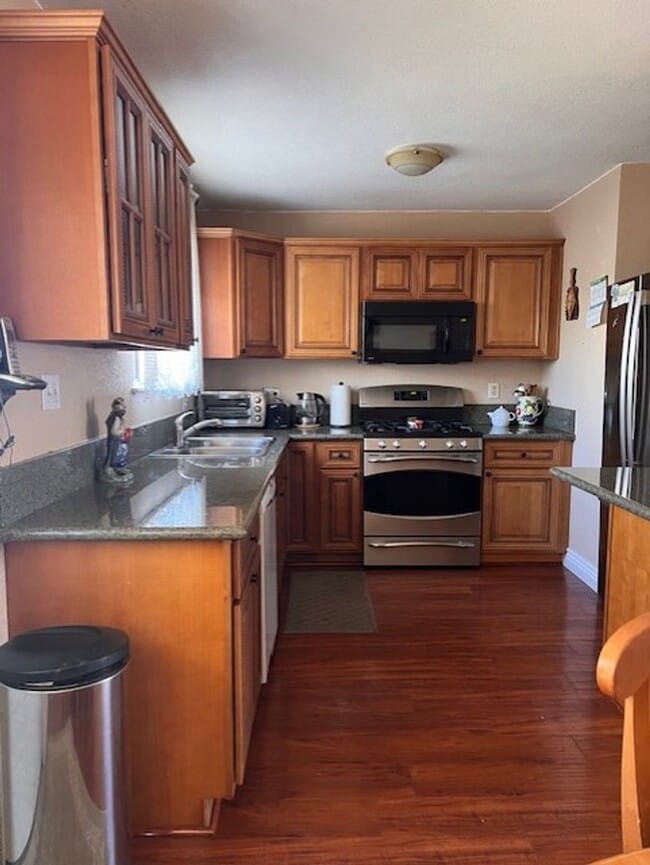Building Photo - Furnished Home for Rent – North Highlands, CA