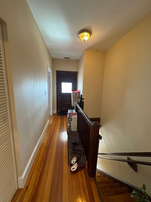 Building Photo - 28 Quirk St