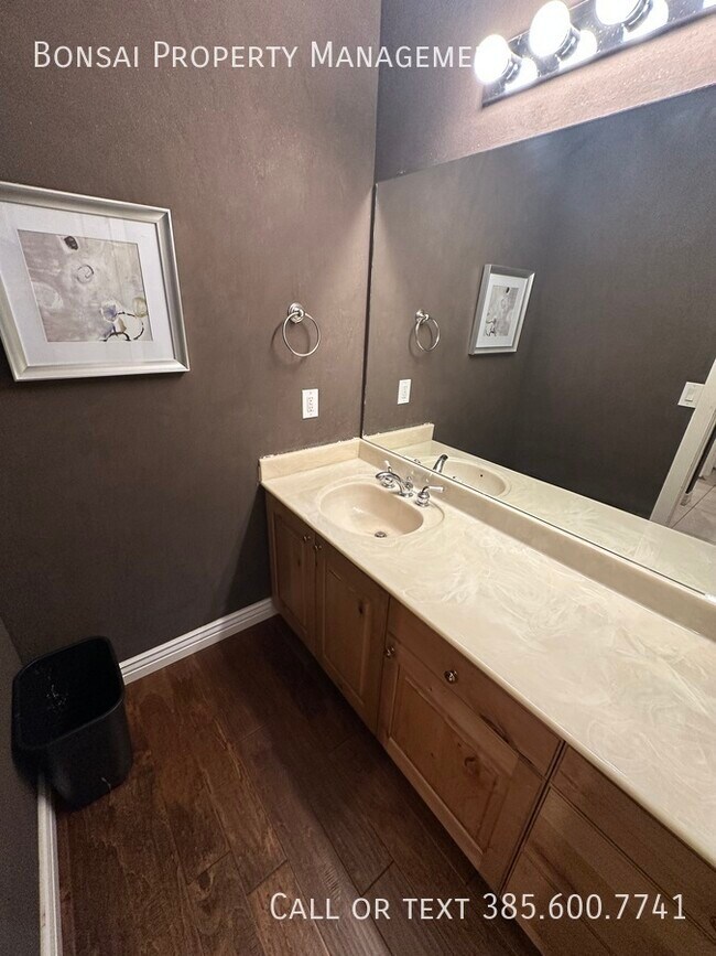 Building Photo - 11291 Palisade View Dr