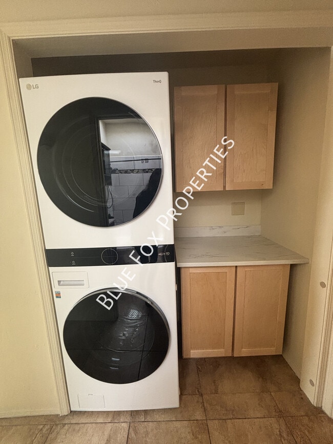 Building Photo - 4655 E Hupa Way