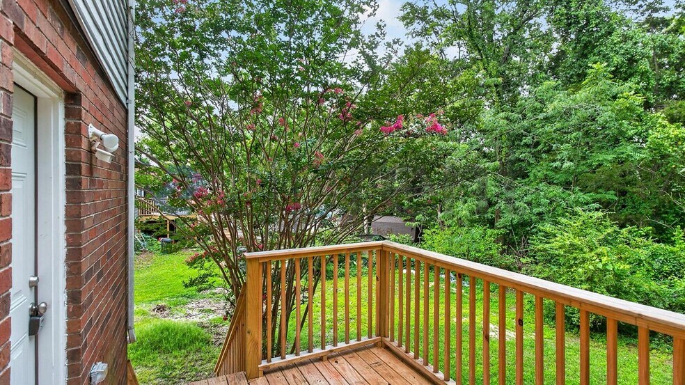 Building Photo - 628 Netherlands Dr