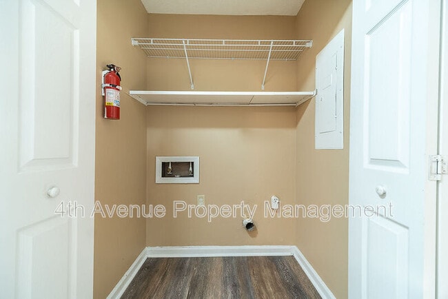 Building Photo - 4437 Township Dr