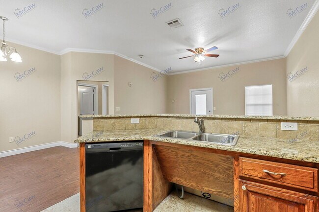 Building Photo - 301 County Rd 207