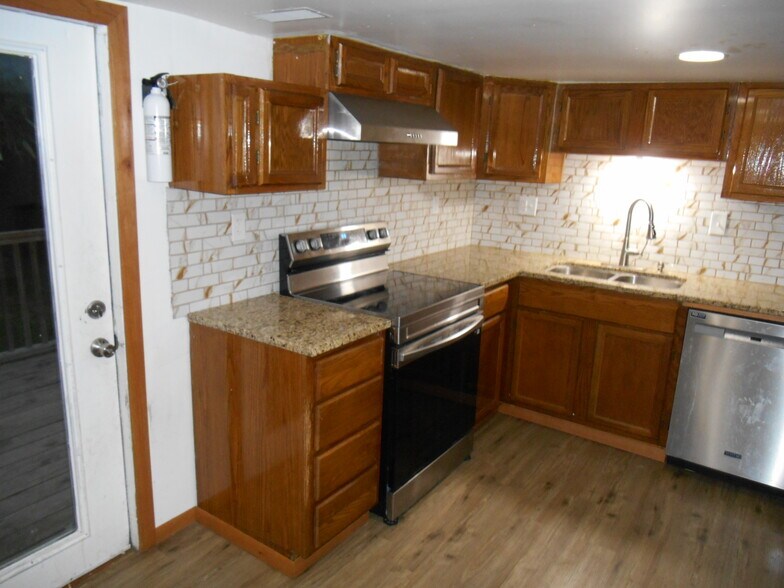 Building Photo - 161-1 Columbus Ave