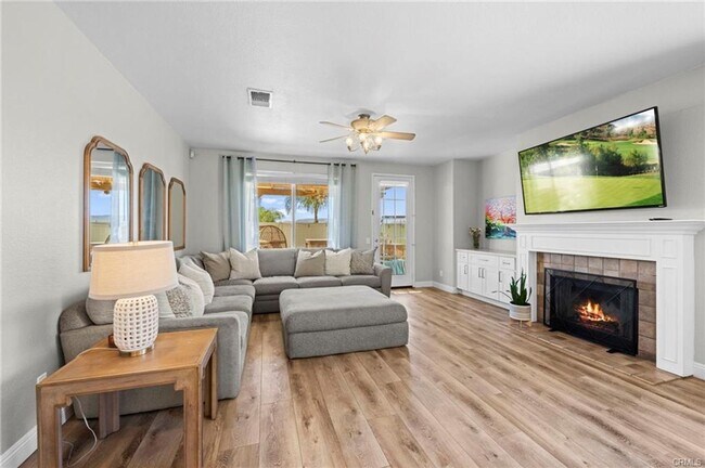 Building Photo - Gorgeous Murrieta 4 Bedroom/3 Bath Home wi...