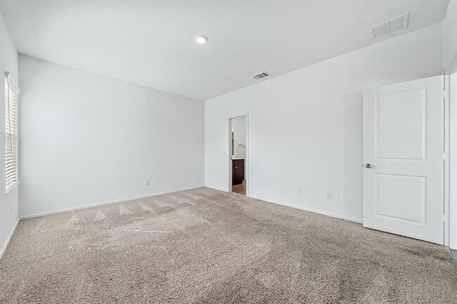 Building Photo - 13601 Mussel Rn